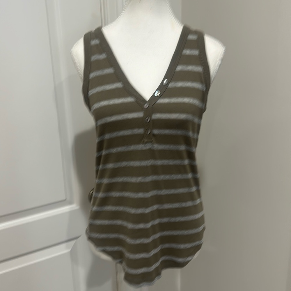 Michael Starr’s tank top